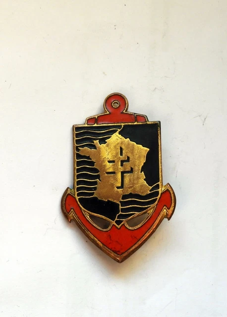 Broche Militaire Vintage - Métal Doré - Accessoire Collectionneur Unique
