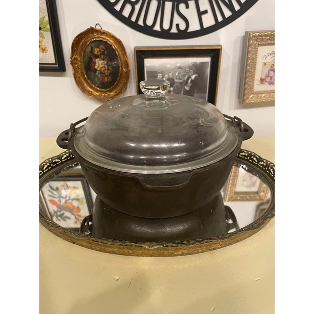 Vintage Old Cast Iron 2 Quart Dutch Oven Handle and Glass Lid Small Dutch Pot