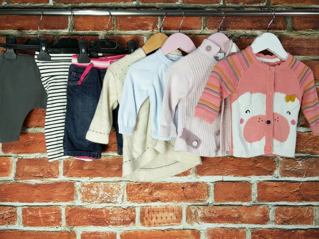 BABY GIRL BUNDLE AGE 0-3 MONTHS NEXT H&M etc CARDIGAN JUMPER JEANS LEGGINGS 62CM