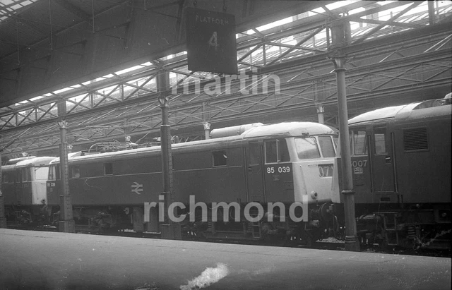CREWE STATION CLASS 85 85039 23.5.73 35mm Railway Negative RN434 £2.99 ...