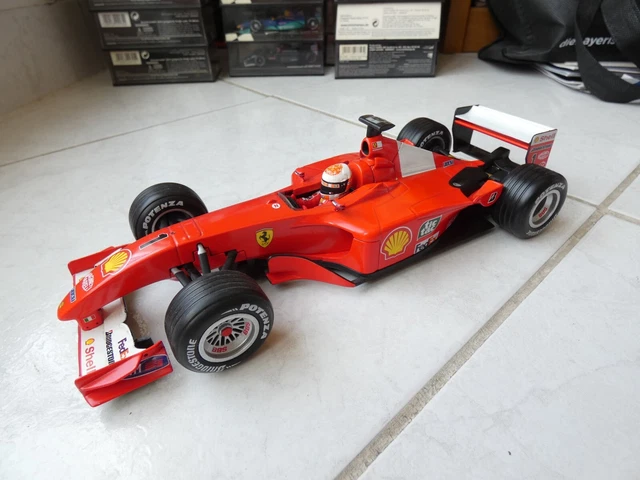 Casque Michael Schumacher Ferrari 1999 - Hotwheels 1/8 - F1 - En Boîte