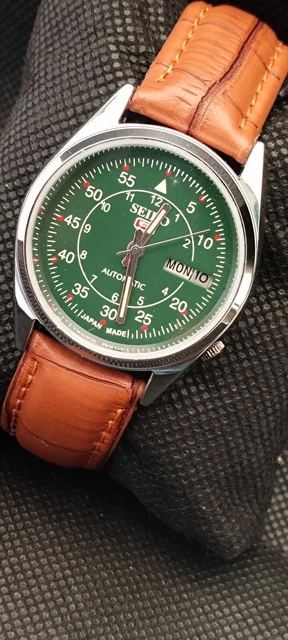 Orologio da polso Vintage Seiko 5 Automatico Made in Giappone Data Giorno Uomo Bello 3