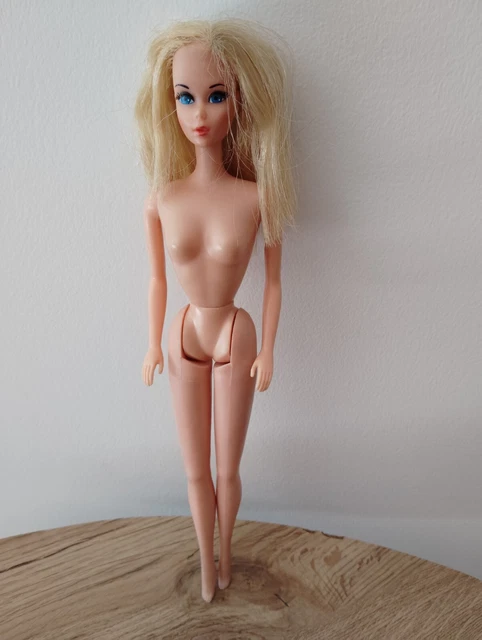 ANCIENNE POUPÉE BETTY Brune (Bella ?) vintage années 70 EUR 29,99