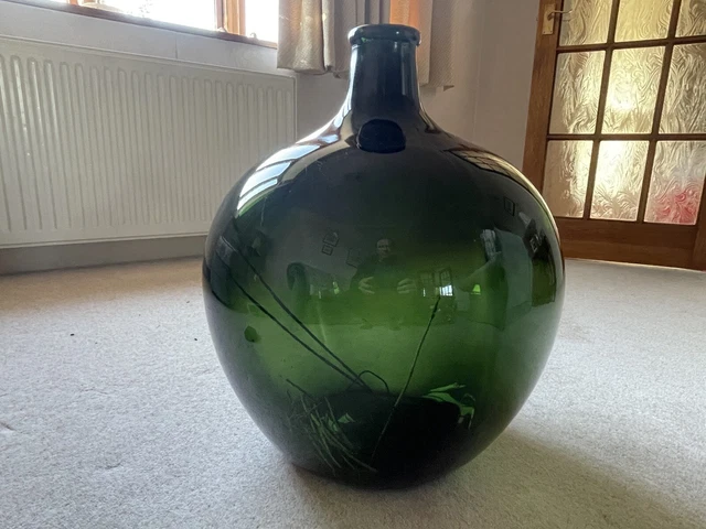 Bottle Green - Carbuoy - Great condition.