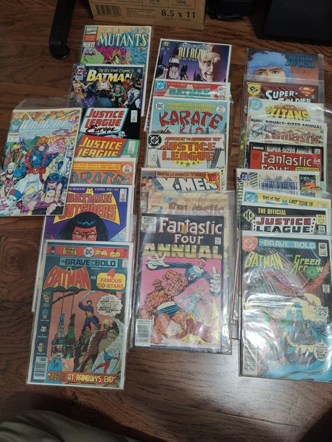 LARGE 20 COMICS BOOK LOT-MARVEL, DC, INDIES-F to NM+ ALL