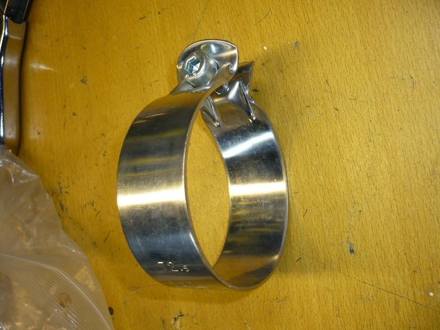 Collier De Serrage à Vis Pour Pot D'échappement – 37/40 Mm, Gris, Marque RSM, Fabrication Française