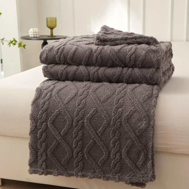Extra Large Luxury Flannel Fleece Throw Rug Blanket thick fluffy 150x200cm Grey
