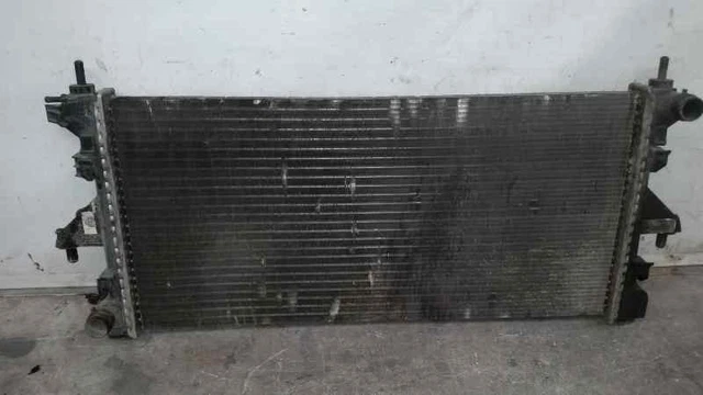 Radiateur D'eau Pour Citroën BX - Occasion Bon état - Garantie 6 Mois - Pour Modèle 1.4 8V 14E 1985