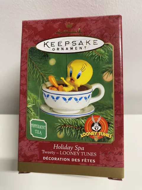Hallmark Keepsake 2001 Holiday Spa Tweety Bird Looney Tunes Ornament- NEW- READ