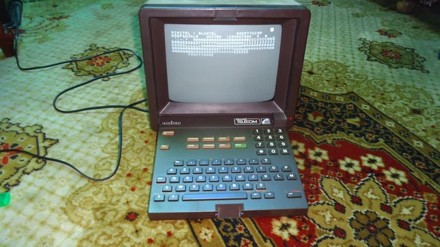 ANCIEN MINITEL TELIC Alcatel France Telecom Clavier Annees 90 Vintage Collection EUR 39,00 - FR