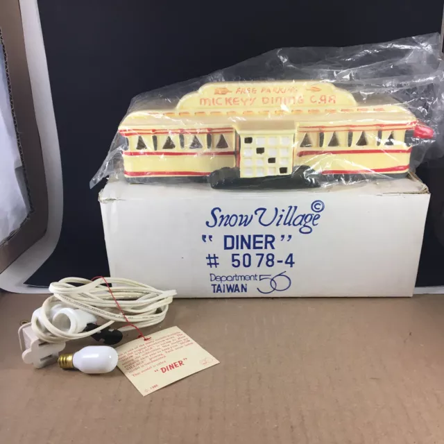 HTF RARE VTG 1980s Dept 56 Mickeys Dining Car Mint MIB Diner Christmas