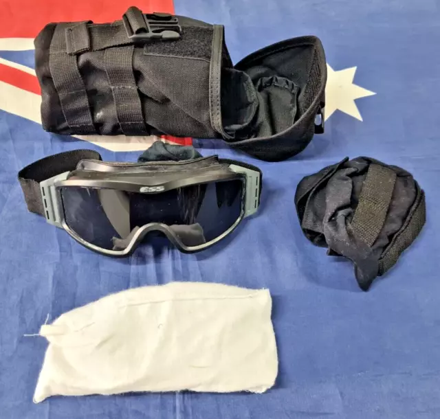 2000s US AUSTRALIAN ARMY UNIFORM combat ESS googles with spares & 5:11 case