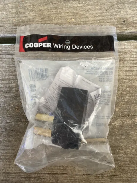 Cooper Wiring Universal Angle Plug 3-Pole, 3-Wire 125/250V 50Amp S80