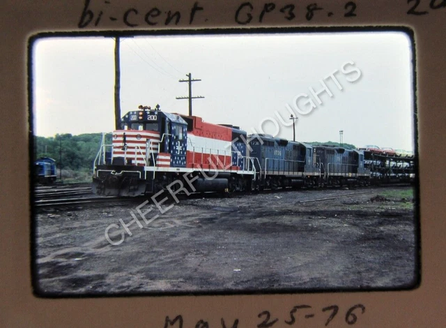 Original  '76 Kodachrome Slide BM Boston Maine 200 GP38-2 Bicentennial      38S3