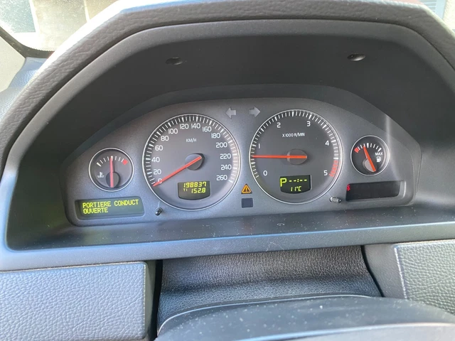 VOLVO XC90 7 PLACES 185cv 2006 6