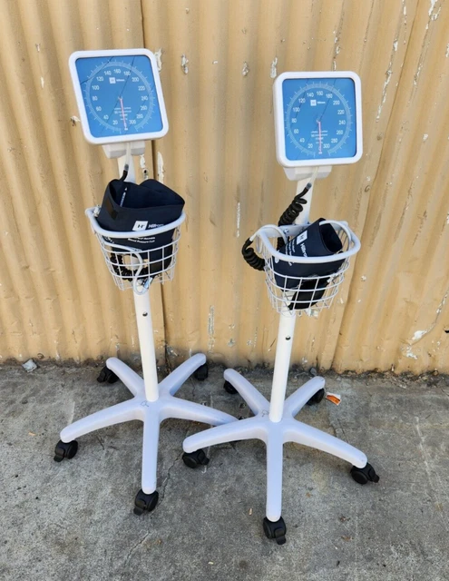 Lot of 2 Hillrom  7670-01S  Blood pressure monitor W/ rolling stand/cart 413171