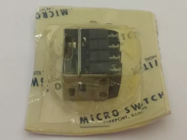 Honeywell Microswitch 2Dp-6924 Pushbutton Switch 250V 5A Nib