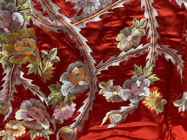 Uchikake Japanese Kimono Hatake bride kimono Classic Embroidered 3
