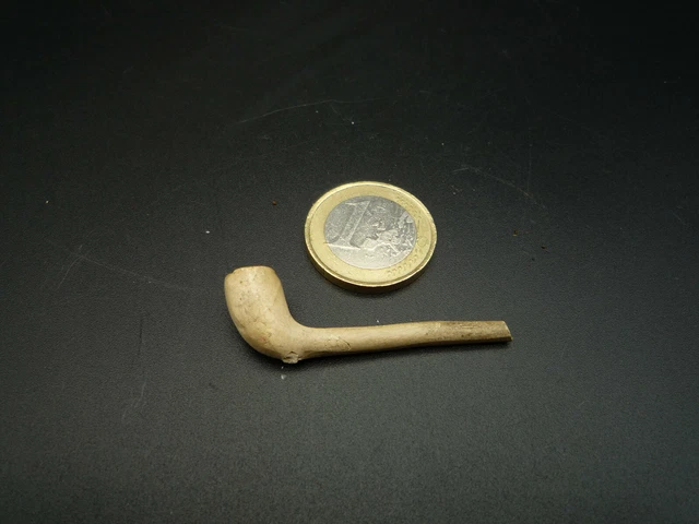 Ancien poupon noir en terre de pipe 1930's