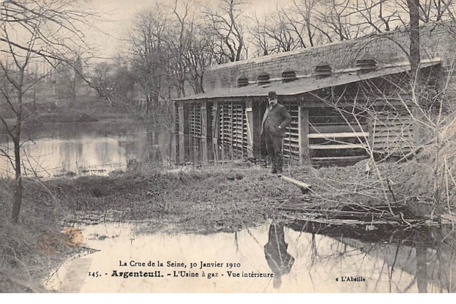 95 .n° 106809 .  argenteuil .la crue de la seine 30 janvier 1910 .l usine a ga