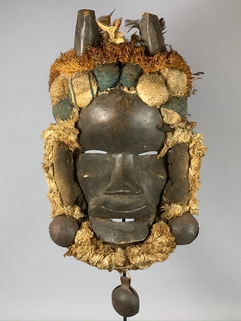 191226 - Old tribal used African We Guere mask - Iv. Coast.