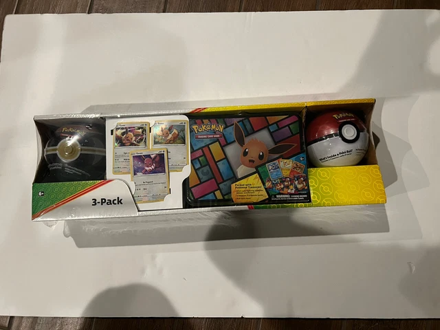 Pokémon Collector's Chest + Pokeball + Premier Ball + 3 Eevee Promo Cards
