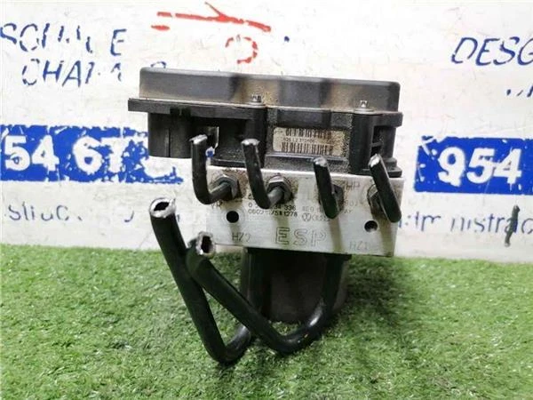 8E0614517AK POMPE/MODULE ABS Audi A4 AVANT 2.0 TDI (140 CV)