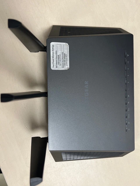 Netgear NightHawk AC1900 R7000 Nighthawk router WiFi intelligente 3