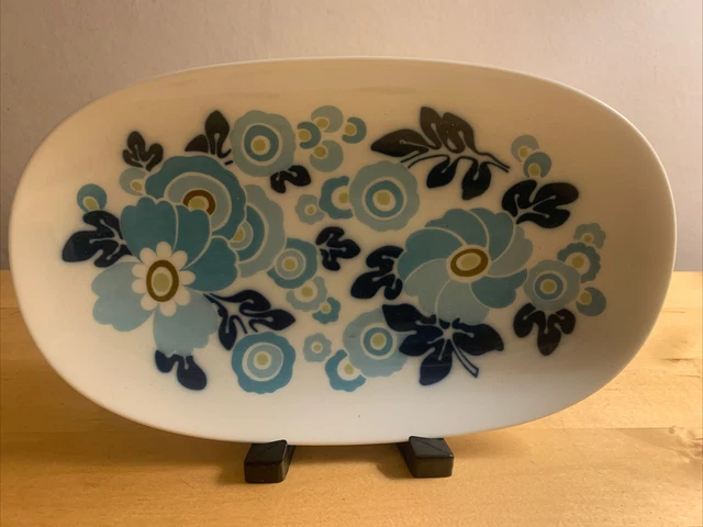 Beautiful Hutchenreuther Bavaria Germany bon bon dish Great Condition