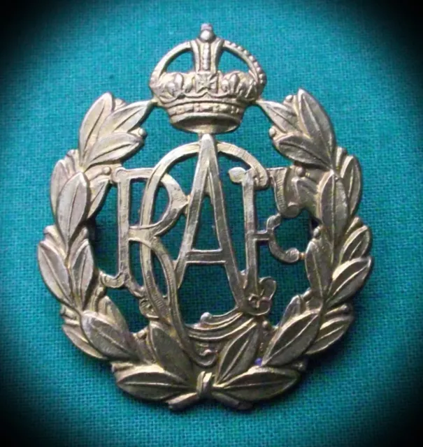 The Royal Canadian Air Force "RCAF" ~ Genuine WW2 British Military Cap Badge