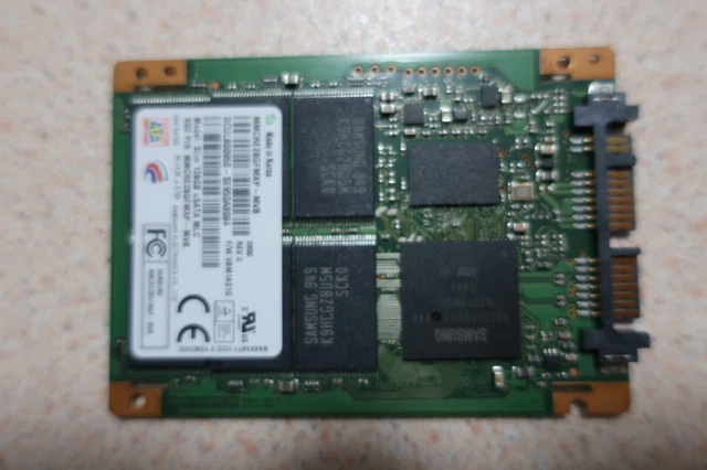 Disque Dur SSD Samsung 128Go Modèle MZ-7LN128C D'occasion