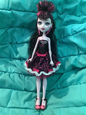 Poupee Doll Monster High Draculaura Cheerleader Dnv65 Dnv67 Eur 52 00 Picclick Fr
