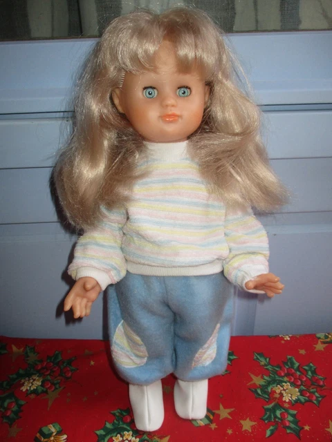 Poupée Kattie Raynal-Kenner - jouets rétro jeux de société figurines et