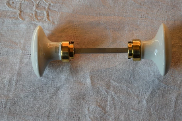 PAIRE DE POIGNEES CUSTOM AVEC FRANGES GUIDON 25 mm / GRPBRTAS25 EUR 32