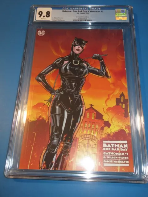 Batman One Bad Day Catwoman #1 Camuncoli Variant CGC 9.8 NM/M Gorgeous Gem Wow