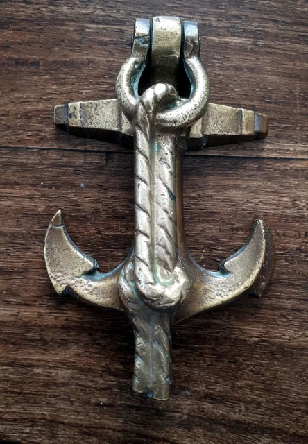 Heurtoir ancien de porte de navire en laiton