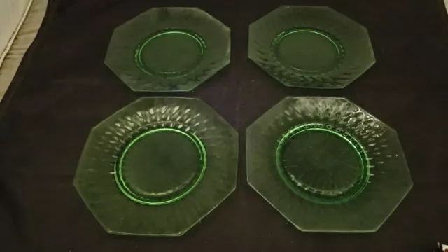 4 Hex Optic Green Depression Glass 7 1/2” Salad Plates Honeycomb Jeannette Glass