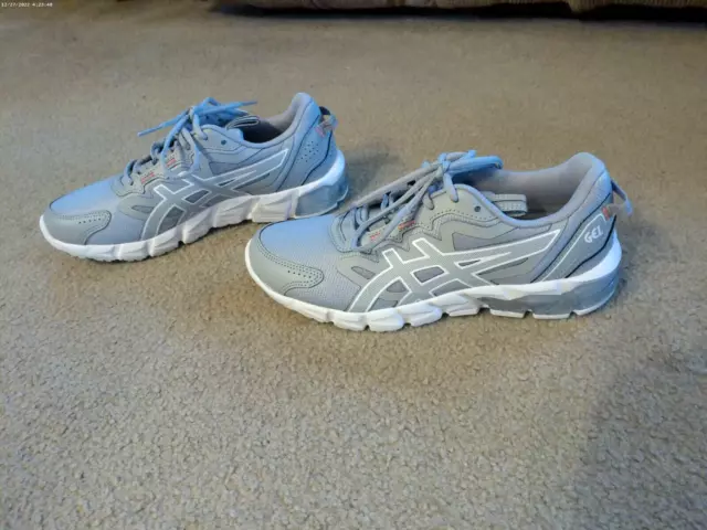 Asics Gel Quantum 90 3  1202A040  Running Shoes  Gray  Womens Sz 7.5  Nwob