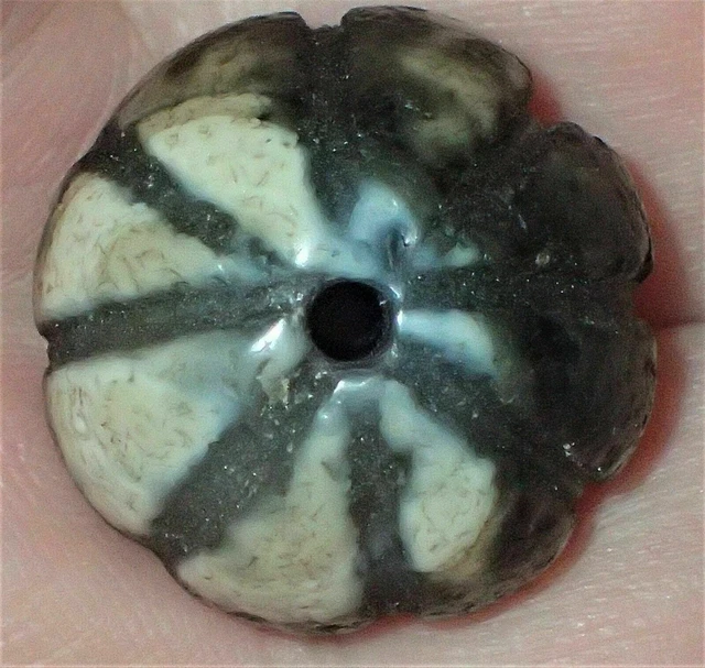 19.5mm Rare Old Indo -Tibetan Chung old Agate bead, #S2203