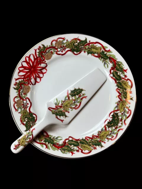Andrea By Sadek Christmas Garland Cake Plate and Server