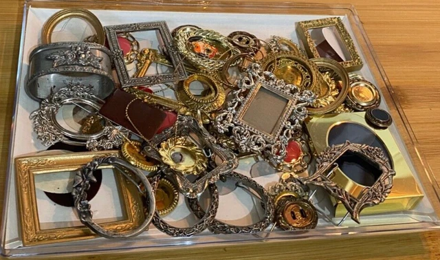 Lote de trabajo marcos y baratijas en tono dorado y plateado para artesanía
