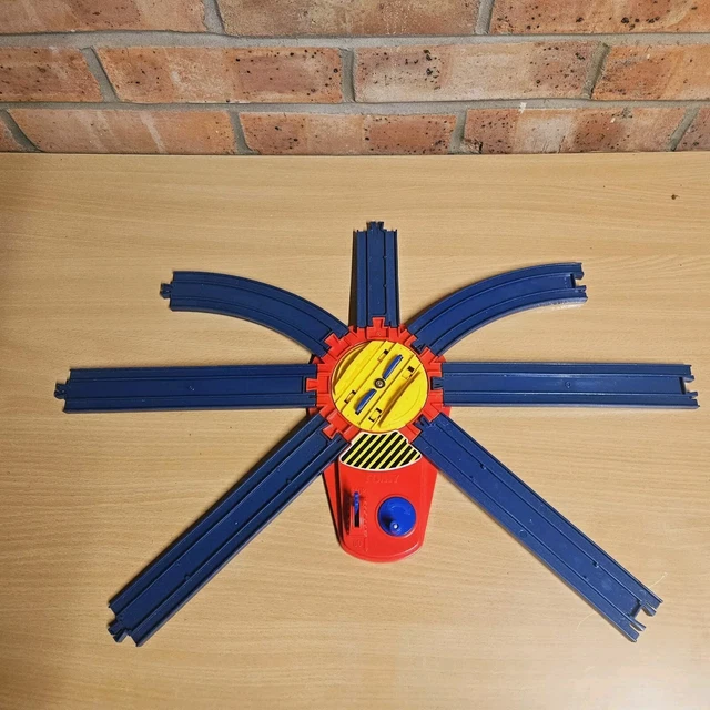 Turnable Track THOMAS THE TANK Engine Tomy Turntable & Track £10.99 - PicClick UK