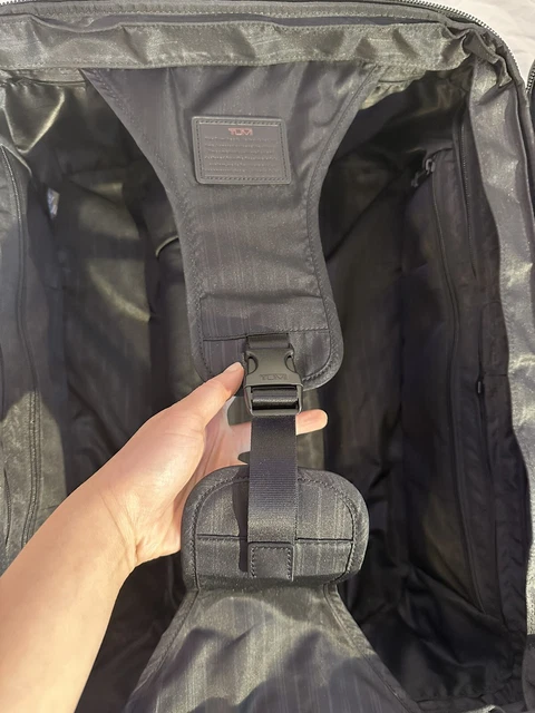 TUMI Carry-on Alpha Continental Traveler Zip Expandable 20" Carry-On ~22020 5