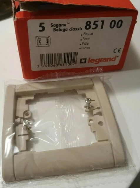 LEGRAND 085640 - Enjoliveur Sagane Opalis - prisinter CPL/IR, prise 2P