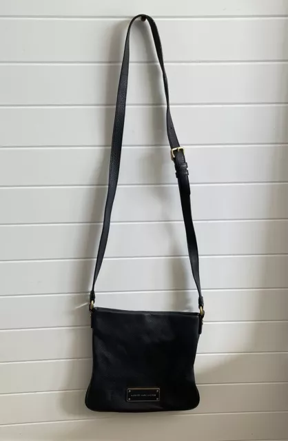 Marc Jacobs Black Leather Crossbody Bag pebbled