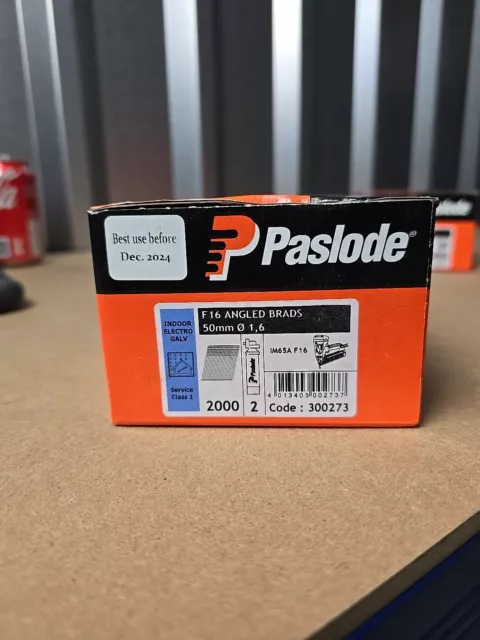 Paslode F16 1.6mm x 50mm Galvanised Angled Brad Nails (2000Pack & 2 Fuel 200