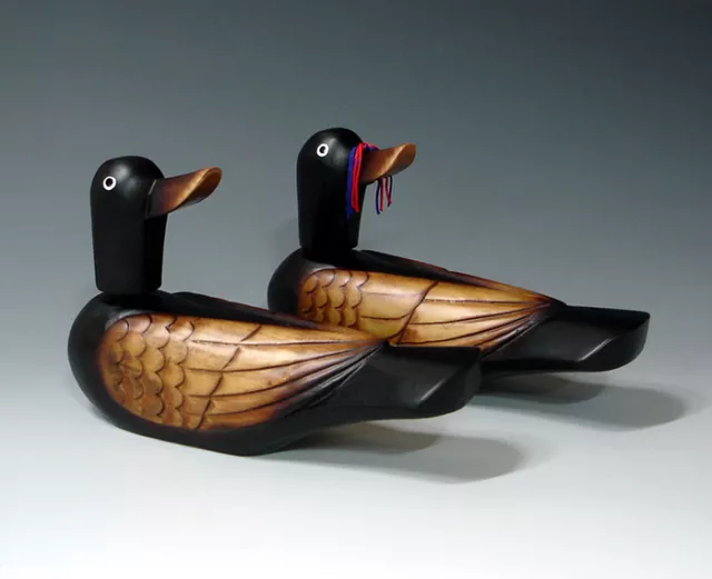 Wooden Wood Carved Geese Duck Figurine Deco Birds Pair 2