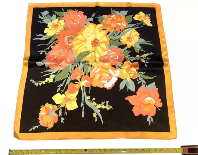 Vintage Spring Floral Chic Stylish NECK SCARF 26.5” Square by ST. MICHAEL (M&S)