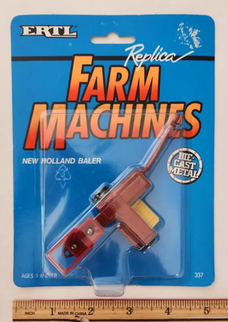 ERTL Replica Farm Machines New Holland Baler Die-Cast 1:64 Scale NEW