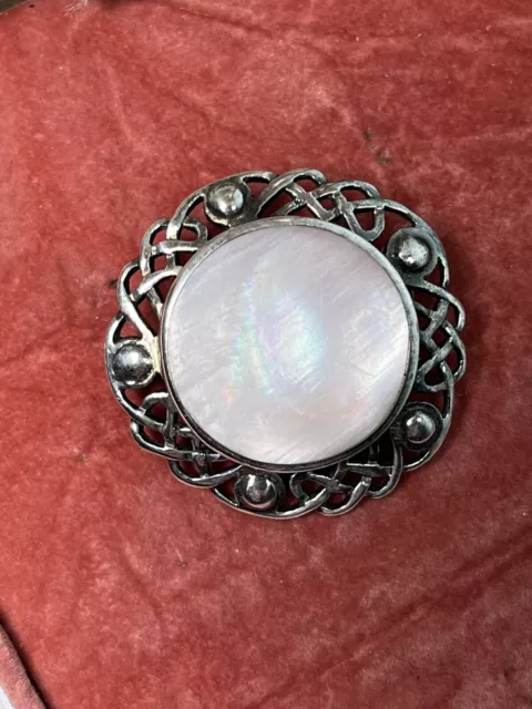 Vintage Small Round Sterling Silver 925 & Mother Of Pearl Scottish Celtic Brooch